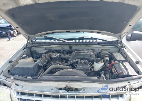 2004 Ford Explorer Nbx/Xlt из США, поврежденный, VIN 1FMZU73K34UB83096